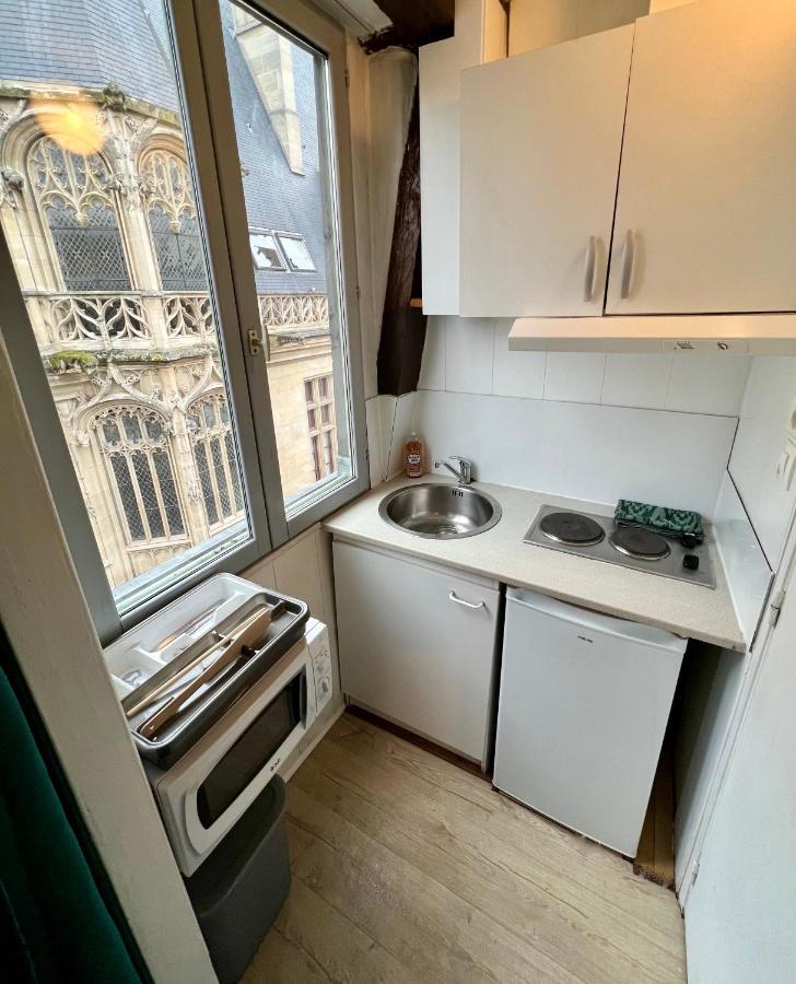 Studio Au Coeur De Rouen, 4 Personnes, Calme & Elegant 外观 照片